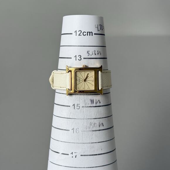 Hermes Heure H Watch 25mm Small Model Gold Epsom White Leather Working main image 11